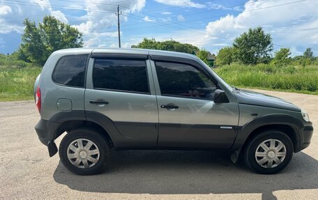 Chevrolet Niva I рестайлинг, 2010 год, 430 000 рублей, 6 фотография
