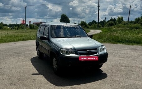 Chevrolet Niva I рестайлинг, 2010 год, 430 000 рублей, 3 фотография
