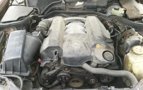 Mercedes-Benz E-Класс, 1999 год, 215 000 рублей, 11 фотография