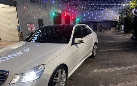 Mercedes-Benz E-Класс, 2010 год, 1 800 000 рублей, 2 фотография