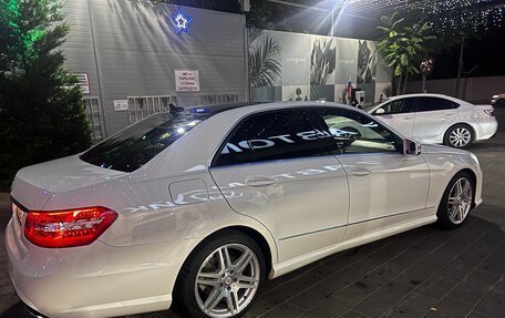 Mercedes-Benz E-Класс, 2010 год, 1 800 000 рублей, 5 фотография