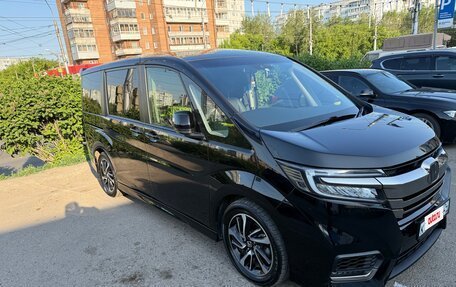 Honda Stepwgn IV, 2019 год, 2 490 000 рублей, 6 фотография