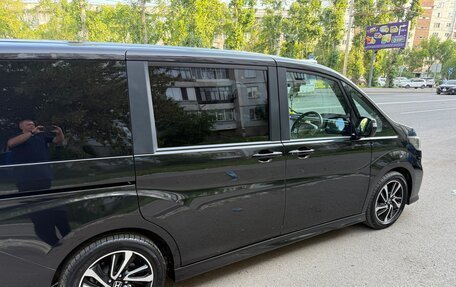 Honda Stepwgn IV, 2019 год, 2 490 000 рублей, 9 фотография