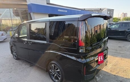 Honda Stepwgn IV, 2019 год, 2 490 000 рублей, 5 фотография