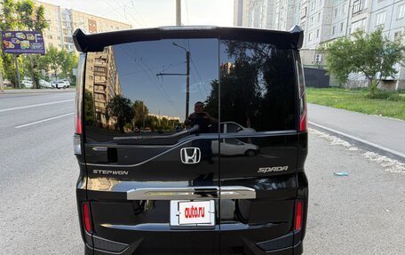 Honda Stepwgn IV, 2019 год, 2 490 000 рублей, 12 фотография