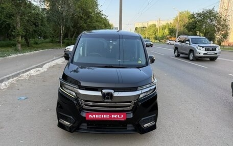 Honda Stepwgn IV, 2019 год, 2 490 000 рублей, 11 фотография