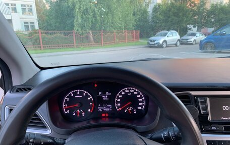 Hyundai Solaris II рестайлинг, 2017 год, 700 000 рублей, 8 фотография