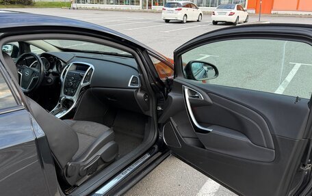 Opel Astra J, 2013 год, 920 000 рублей, 14 фотография