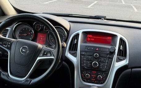 Opel Astra J, 2013 год, 920 000 рублей, 22 фотография