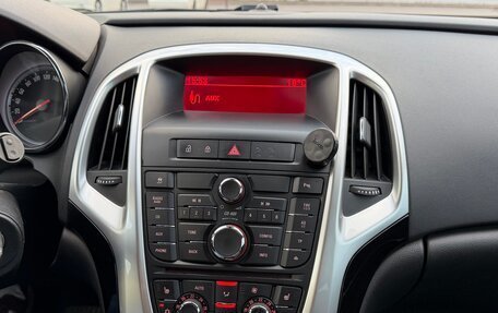 Opel Astra J, 2013 год, 920 000 рублей, 21 фотография