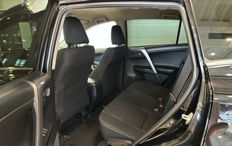 Toyota RAV4, 2017 год, 2 799 900 рублей, 19 фотография