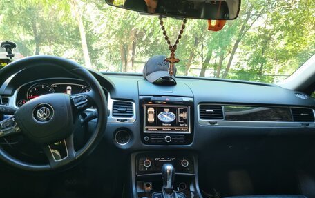 Volkswagen Touareg III, 2011 год, 2 250 000 рублей, 5 фотография