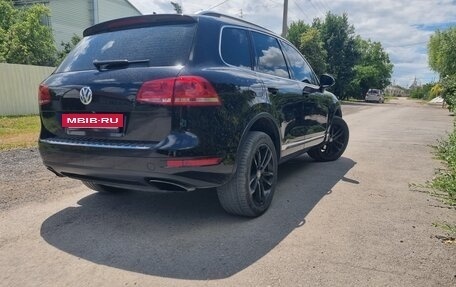 Volkswagen Touareg III, 2011 год, 2 250 000 рублей, 4 фотография