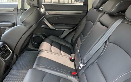 Geely Atlas, 2024 год, 2 170 000 рублей, 13 фотография