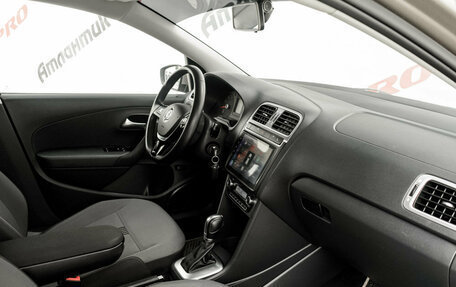 Volkswagen Polo VI (EU Market), 2016 год, 1 250 000 рублей, 13 фотография