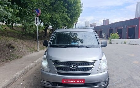 Hyundai Grand Starex Grand Starex I рестайлинг 2, 2011 год, 1 250 000 рублей, 1 фотография