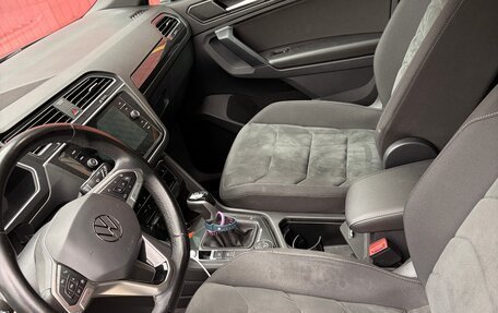 Volkswagen Tiguan II, 2021 год, 3 850 000 рублей, 7 фотография