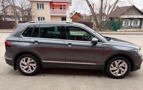 Volkswagen Tiguan II, 2021 год, 3 850 000 рублей, 12 фотография