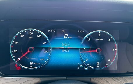 Mercedes-Benz E-Класс, 2021 год, 5 000 000 рублей, 7 фотография