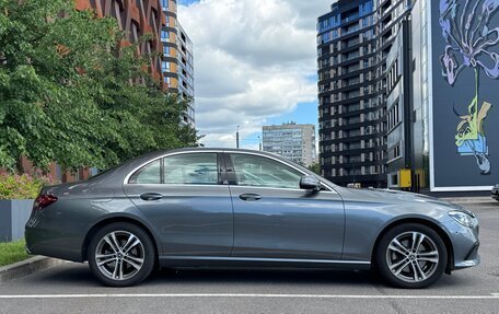Mercedes-Benz E-Класс, 2021 год, 5 000 000 рублей, 5 фотография