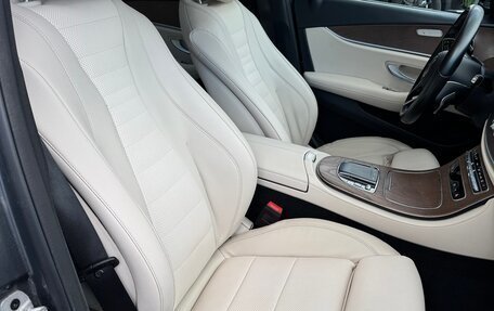 Mercedes-Benz E-Класс, 2021 год, 5 000 000 рублей, 10 фотография