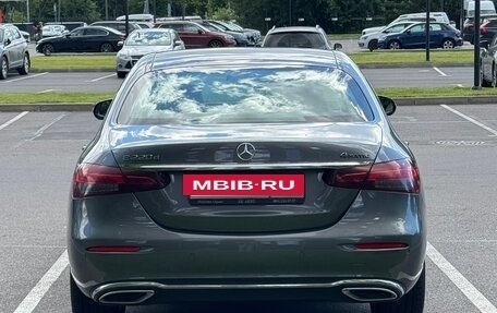 Mercedes-Benz E-Класс, 2021 год, 5 000 000 рублей, 6 фотография