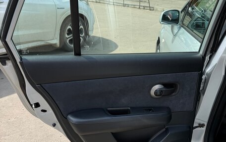 Nissan Tiida, 2009 год, 750 000 рублей, 11 фотография