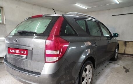 KIA cee'd I рестайлинг, 2011 год, 950 000 рублей, 3 фотография