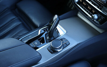 BMW 5 серия, 2018 год, 3 890 000 рублей, 16 фотография