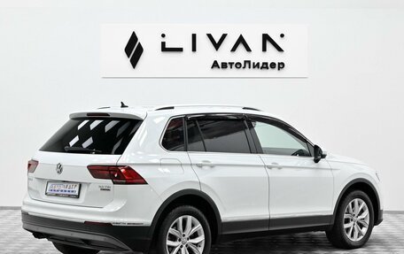 Volkswagen Tiguan II, 2017 год, 2 315 000 рублей, 4 фотография