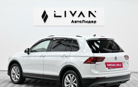 Volkswagen Tiguan II, 2017 год, 2 315 000 рублей, 2 фотография