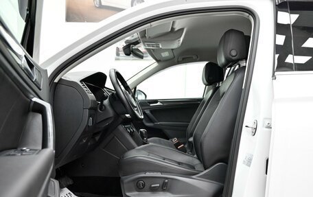 Volkswagen Tiguan II, 2017 год, 2 315 000 рублей, 8 фотография