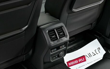 Volkswagen Tiguan II, 2017 год, 2 315 000 рублей, 13 фотография