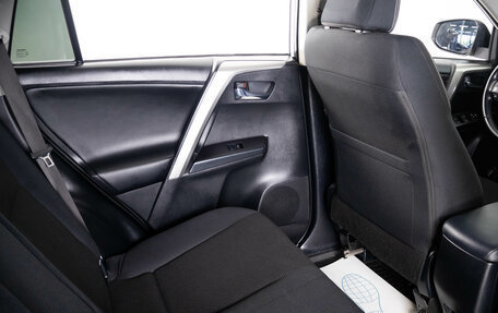Toyota RAV4, 2017 год, 2 199 000 рублей, 10 фотография