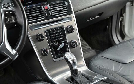 Volvo XC60 II, 2012 год, 1 415 000 рублей, 10 фотография
