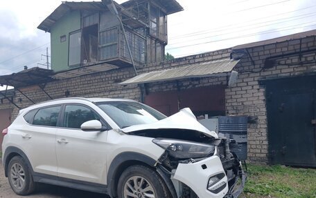 Hyundai Tucson III, 2017 год, 1 600 000 рублей, 3 фотография