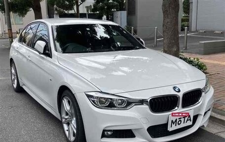 BMW 3 серия, 2018 год, 1 660 000 рублей, 2 фотография