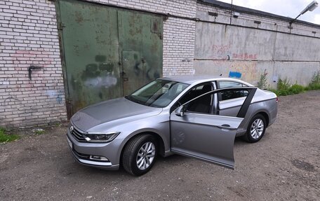 Volkswagen Passat B8 рестайлинг, 2017 год, 1 810 000 рублей, 6 фотография