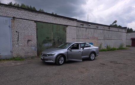 Volkswagen Passat B8 рестайлинг, 2017 год, 1 810 000 рублей, 8 фотография