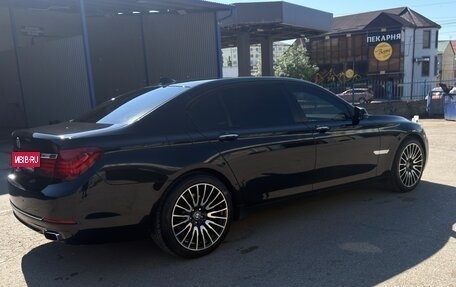 BMW 7 серия, 2012 год, 1 500 000 рублей, 3 фотография