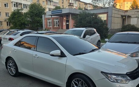Toyota Camry, 2018 год, 1 950 000 рублей, 2 фотография