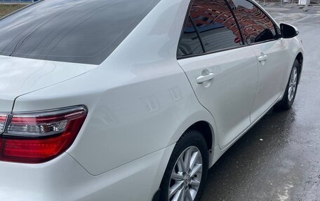 Toyota Camry, 2018 год, 1 950 000 рублей, 19 фотография