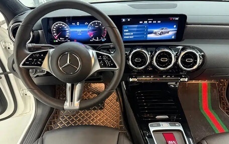 Mercedes-Benz A-Класс, 2023 год, 2 078 000 рублей, 13 фотография