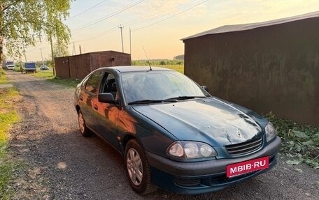 Toyota Avensis III рестайлинг, 1997 год, 170 000 рублей, 1 фотография