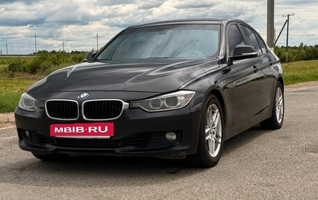 BMW 3 серия, 2013 год, 1 350 000 рублей, 2 фотография