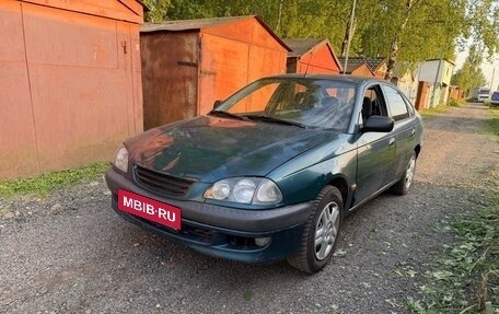 Toyota Avensis III рестайлинг, 1997 год, 170 000 рублей, 5 фотография