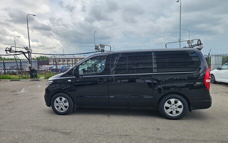 Hyundai Grand Starex Grand Starex I рестайлинг 2, 2019 год, 2 499 000 рублей, 4 фотография