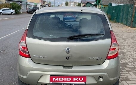 Renault Sandero I, 2012 год, 450 000 рублей, 2 фотография
