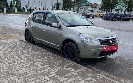 Renault Sandero I, 2012 год, 450 000 рублей, 4 фотография