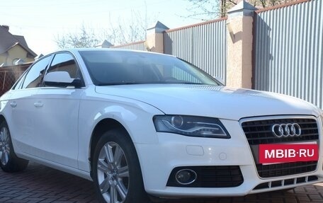 Audi A4, 2010 год, 655 000 рублей, 6 фотография